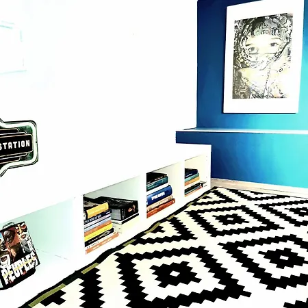 House Of Art * Nin